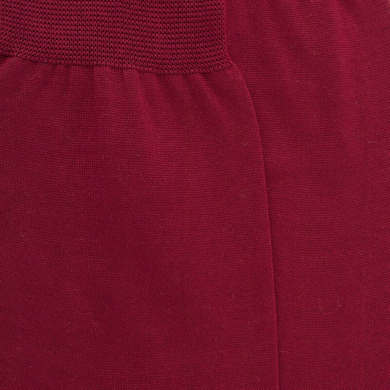 Chaussettes homme luxe en pur fil d'écosse extra fin - Framboise | Doré Doré
