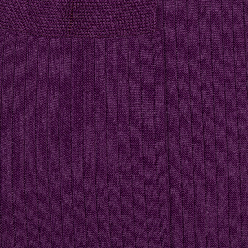 Chaussettes homme luxe en pur fil d'écosse extra fin - Violet quetsche | Doré Doré